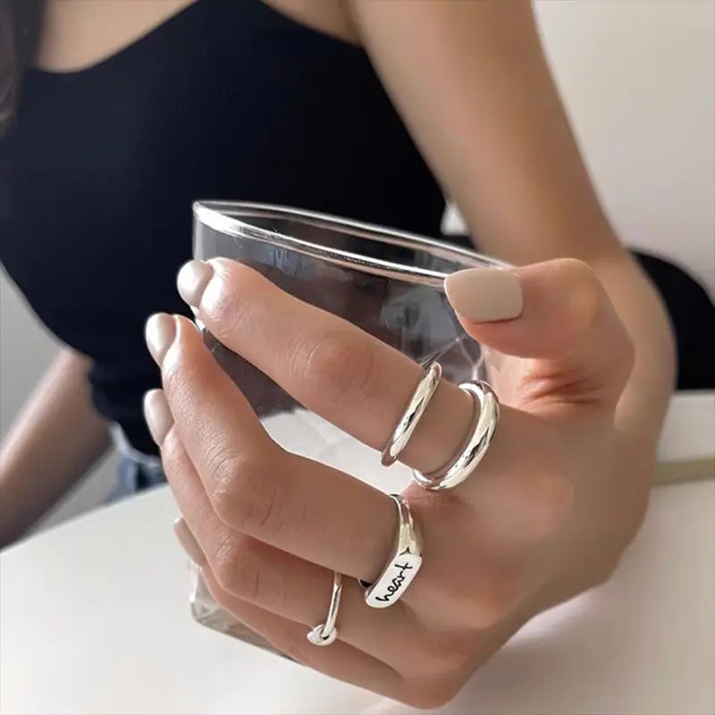 Intertwined Loop Ring