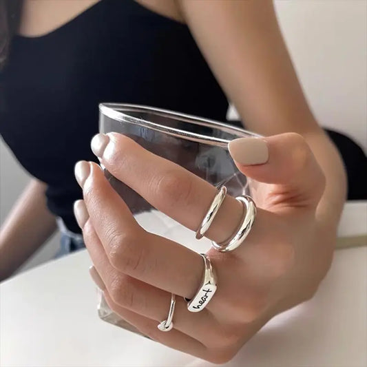 Intertwined Loop Ring